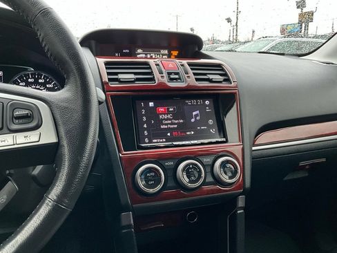 Used 2018 Subaru Forester 2.5i Touring w/ Popular Package #3B image 17