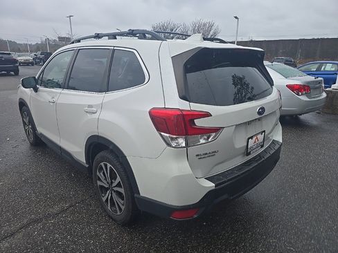 Used 2023 Subaru Forester Limited image 7