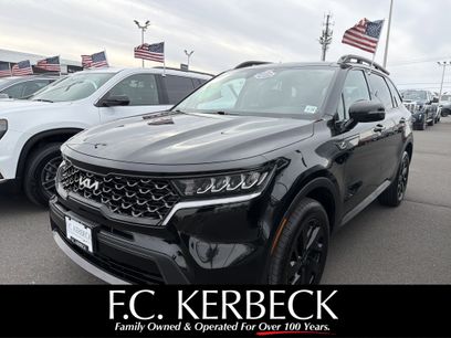 Used 2023 Kia Sorento S w/ Panoramic Sunroof Package