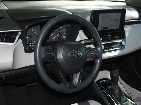 Certified 2024 Toyota Corolla LE image 8