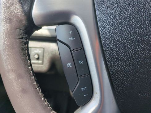 Used 2016 GMC Acadia SLT FWD image 12