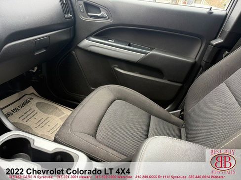 Used 2022 Chevrolet Colorado LT w/ Fleet Safety Package image 15