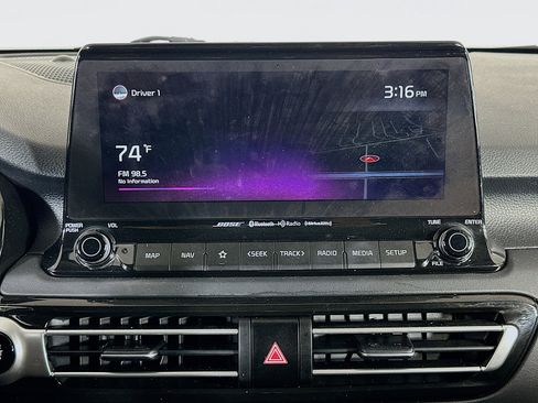 Used 2022 Kia Seltos SX w/ Sunroof Package image 21