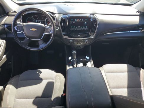 Used 2018 Chevrolet Traverse LT image 17