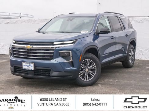 New 2026 Chevrolet Traverse LT w/ Driver Confidence Package FWD image 1