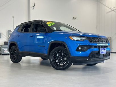Used 2023 Jeep Compass Latitude w/ Sun and Sound Group