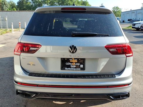 Used 2023 Volkswagen Tiguan SE R-Line FWD image 10