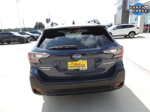 Used 2024 Subaru Outback Premium image 6