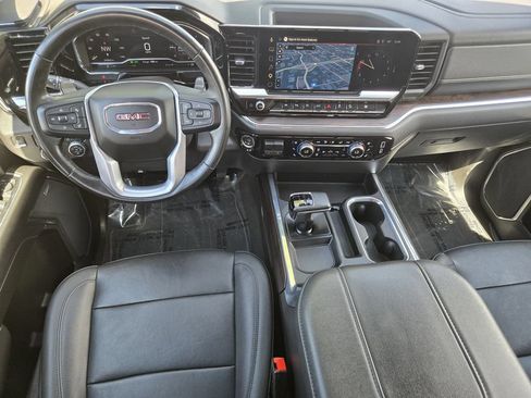 Used 2023 GMC Sierra 1500 SLT w/ SLT Premium Plus Package AWD/4WD image 17