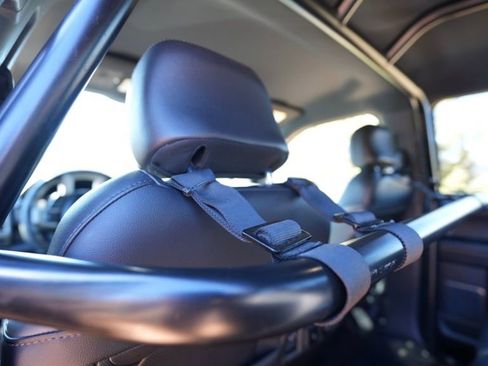 Used 2017 Ford F150 Raptor w/ Equipment Group 802A Luxury image 33