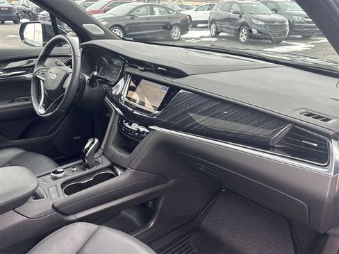 Certified 2024 Cadillac XT6 Premium Luxury w/ LPO, Floor Liner Package image 30