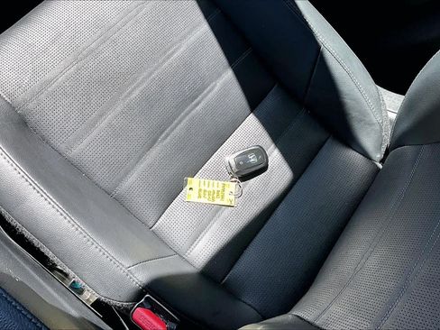 Used 2023 Honda CR-V EX-L image 14