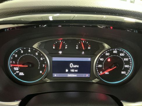 Used 2023 Chevrolet Traverse LT AWD/4WD image 18