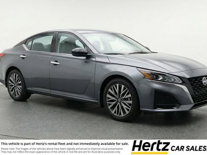 Used 2025 Nissan Altima 2.5 SV