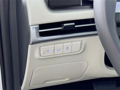 Used 2025 Hyundai Tucson SEL image 13