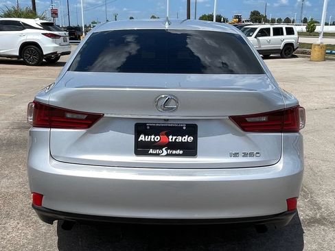 Used 2014 Lexus IS 250 w/ F-Sport Package RWD image 9