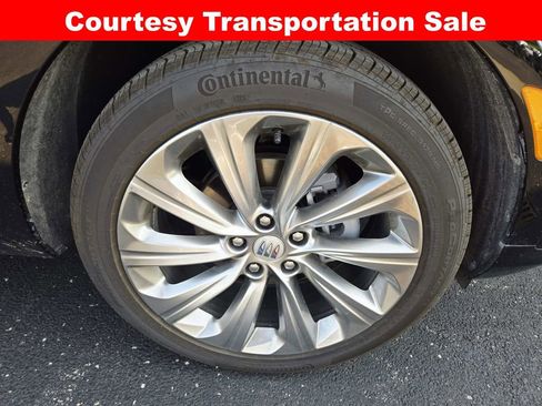 New 2025 Buick Envista Avenir image 18