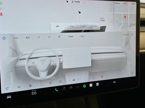 Used 2022 Tesla Model Y Long Range image 24