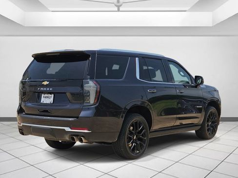 Used 2025 Chevrolet Tahoe High Country AWD/4WD image 4