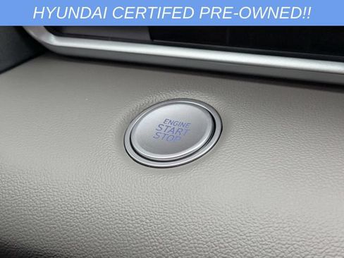 Used 2025 Hyundai Elantra Hybrid FWD image 13