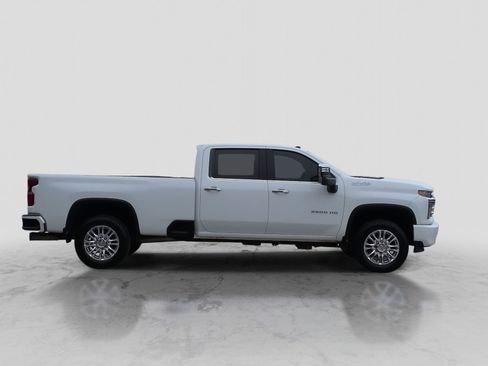 Used 2021 Chevrolet Silverado 2500 High Country w/ Safety Package II image 9