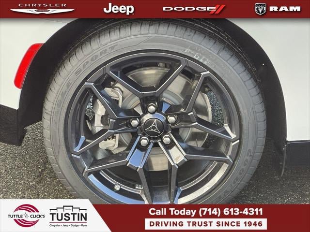 New 2026 Dodge Charger R/T w/ Performance Handling Group AWD/4WD image 39