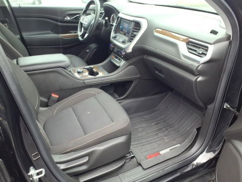 Used 2023 GMC Acadia SLE w/ Driver Convenience Package FWD image 18