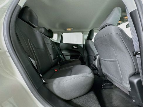 Used 2019 Jeep Compass Sport AWD/4WD image 27