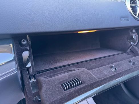 Used 2016 Mercedes-Benz SL 550 image 31