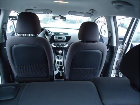 Used 2016 Kia Rio LX image 18