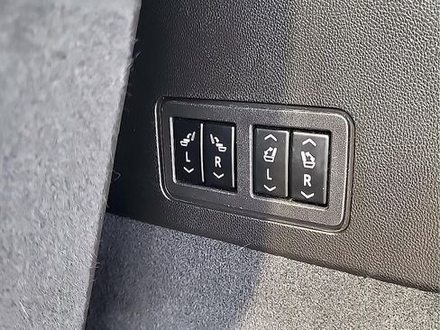 Used 2020 Cadillac XT6 Sport AWD/4WD image 31