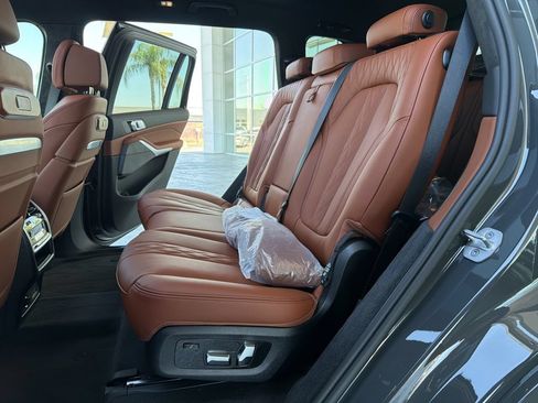 New 2027 BMW X7 M60i AWD/4WD image 15