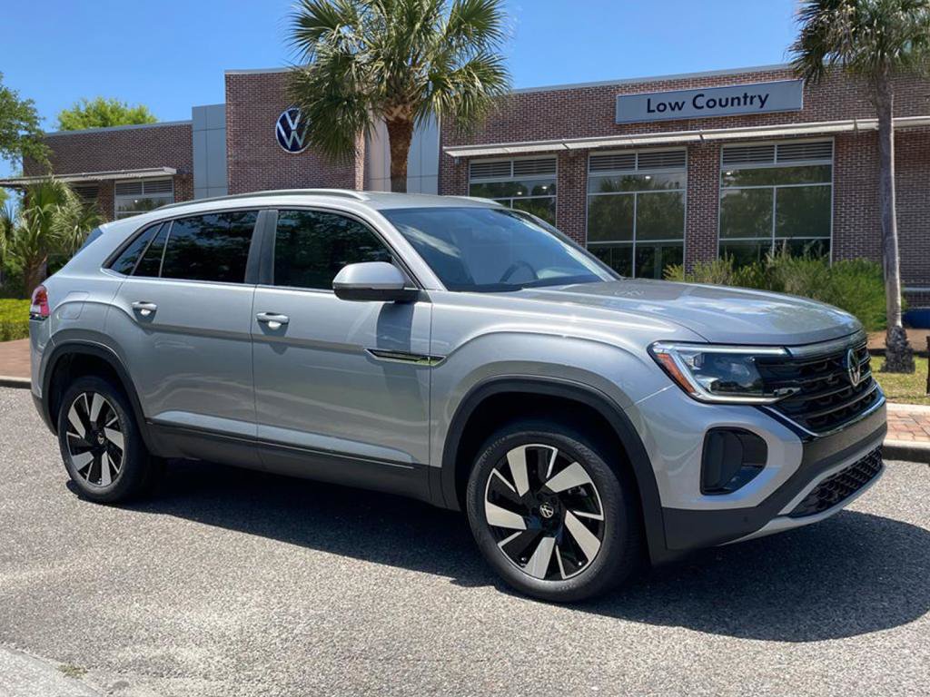 New 2026 Volkswagen Atlas Cross Sport SE FWD image 1