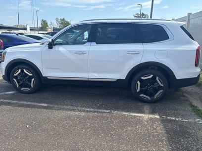 Used 2023 Kia Telluride S