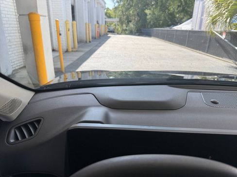 Used 2025 Kia K4 LXS image 33