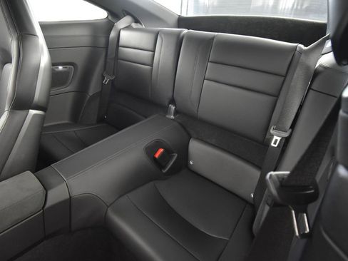 Certified 2024 Porsche 911 Carrera GTS RWD image 18