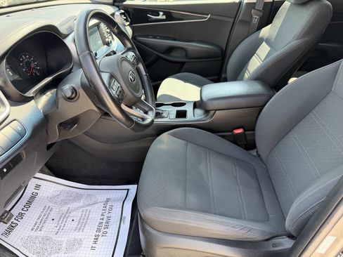 Used 2017 Kia Sorento FWD w/ LX Convenience Package image 14