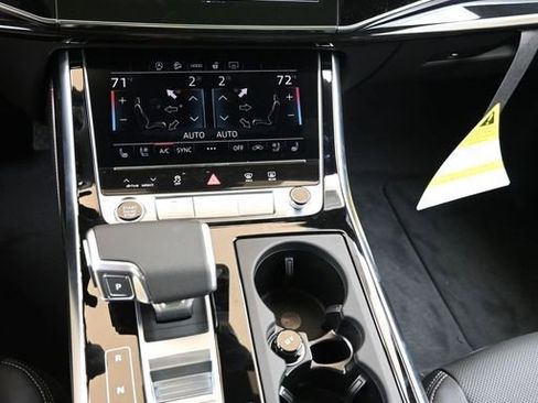New 2026 Audi Q8 Premium Plus image 30