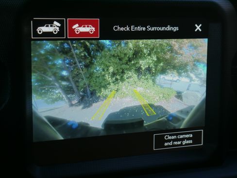 Used 2021 Jeep Wrangler Unlimited Rubicon 4xe w/ Steel Bumper Group image 13