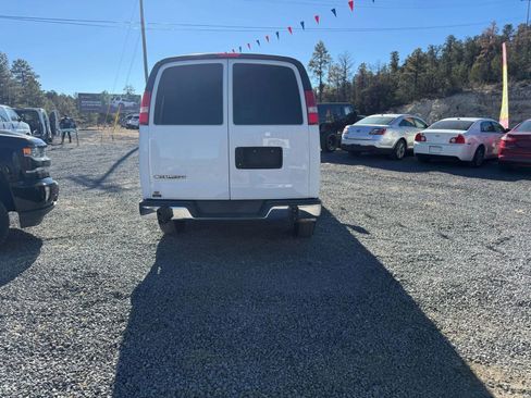 Used 2019 Chevrolet Express 2500 w/ Driver Convenience Package RWD image 3