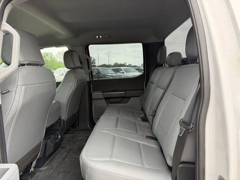 Used 2022 Ford F150 XL w/ Trailer Tow Package RWD image 18