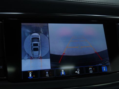 Used 2023 Buick Enclave Essence w/ Experience Buick Package image 30