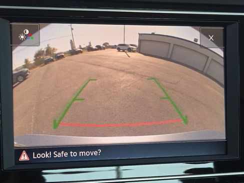 Used 2024 Volkswagen Jetta SE FWD image 18