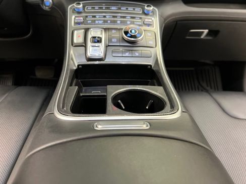 Used 2023 Hyundai Santa Fe SEL Premium image 40