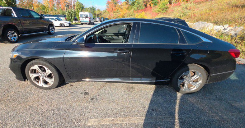 Used 2018 Honda Accord EX-L image 2