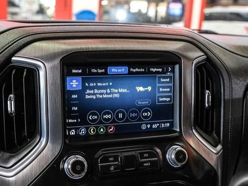 Used 2021 GMC Sierra 2500 Denali w/ Denali Ultimate Package image 27