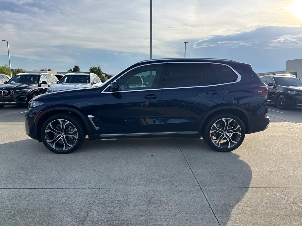 Certified 2024 BMW X5 xDrive40i w/ Executive Package AWD/4WD image 2