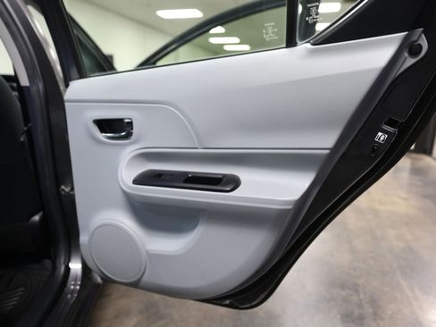 Used 2013 Toyota Prius C Three image 39