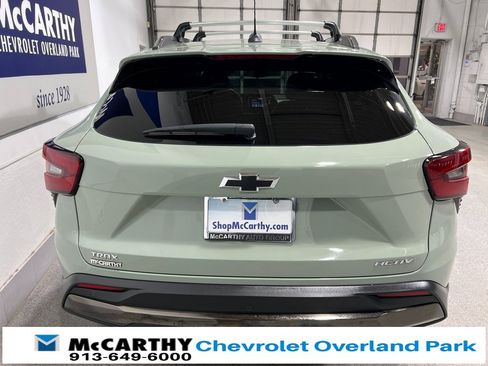 Used 2025 Chevrolet Trax ACTIV w/ Driver Confidence Package image 6