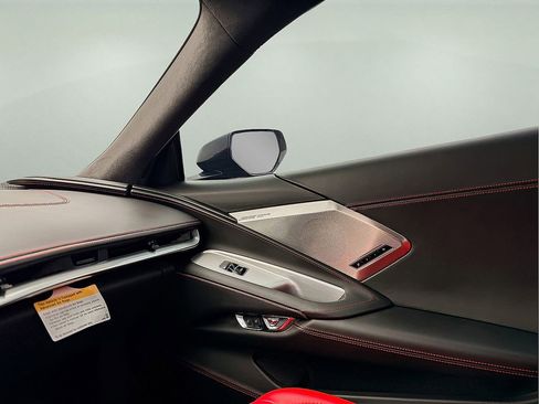 Used 2023 Chevrolet Corvette Stingray Premium Conv w/ Z51 Performance Package image 30